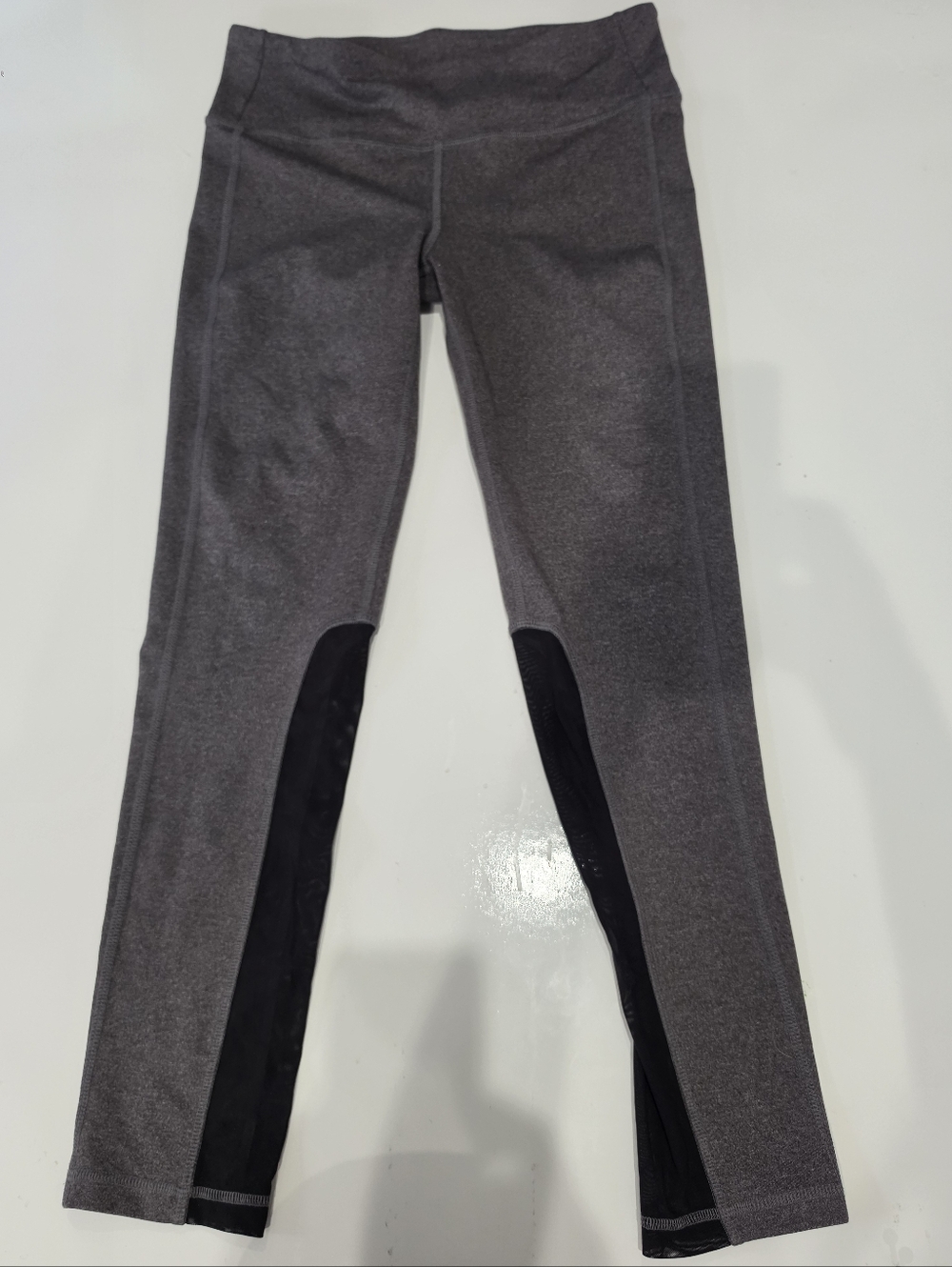 ALO Yoga Gray Leggings with Black Panels Size M